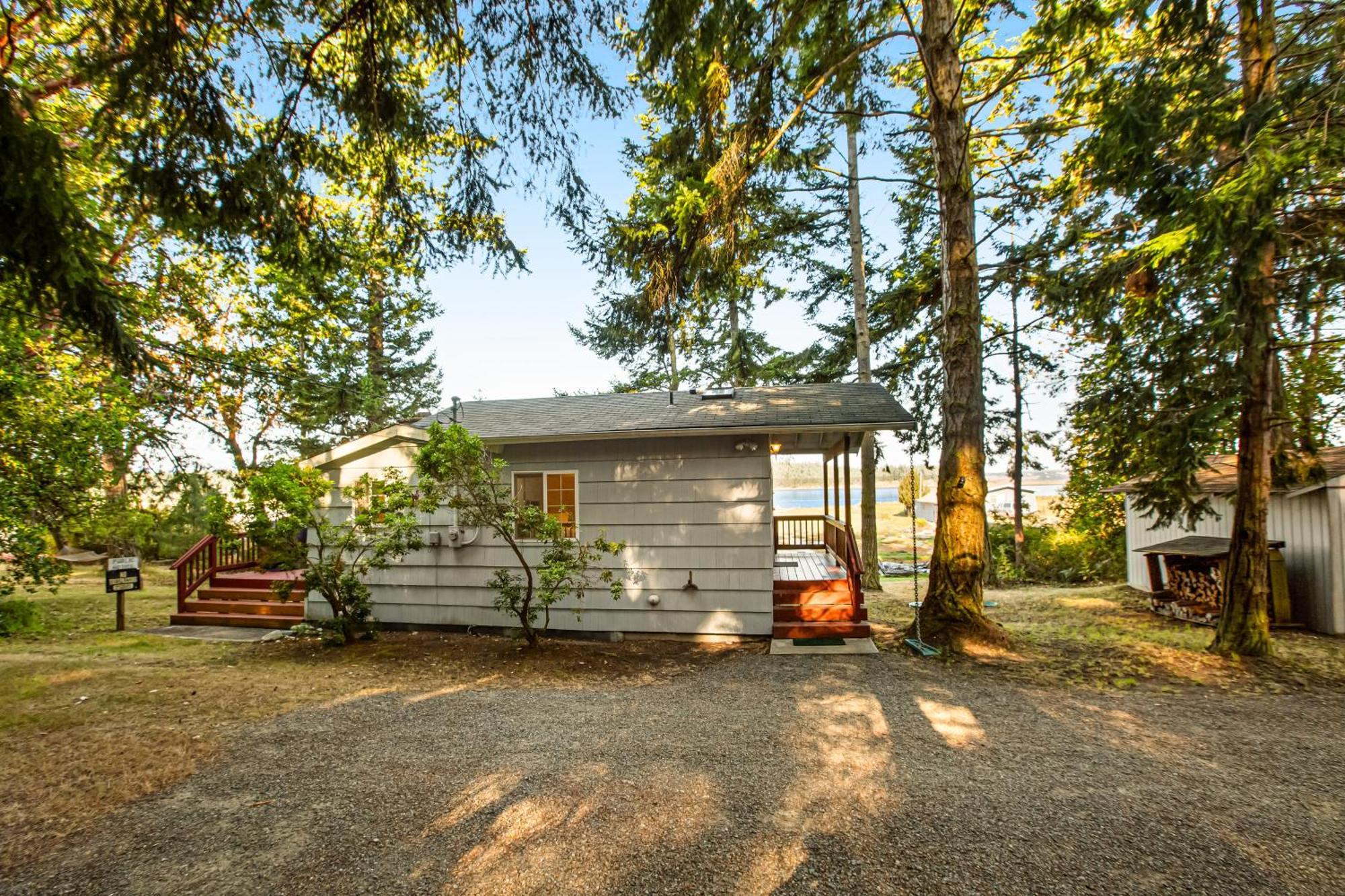 Marrowstone Island Beach Cabin Екстер'єр фото
