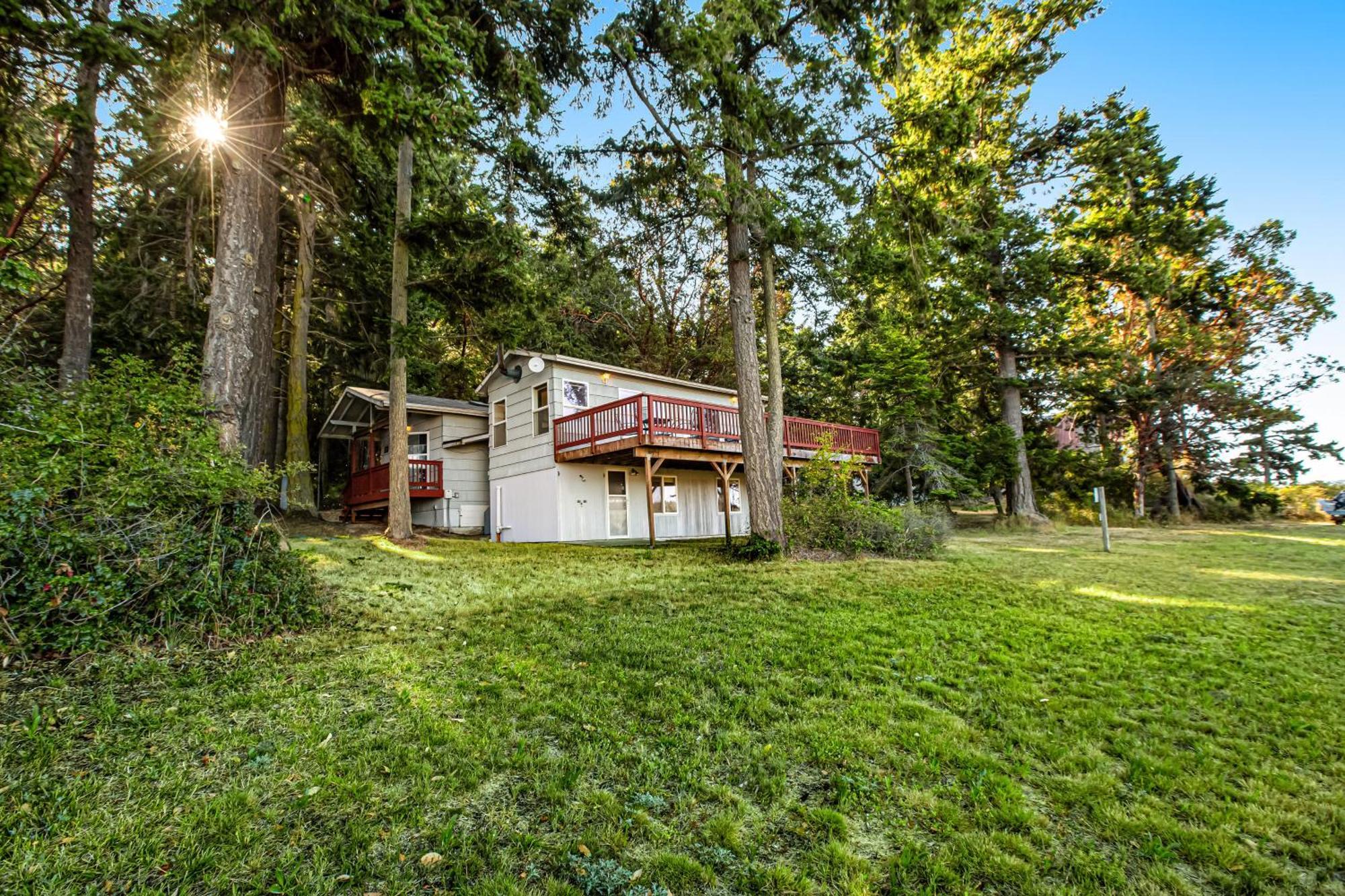 Marrowstone Island Beach Cabin Екстер'єр фото